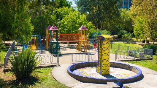 Детская площадка